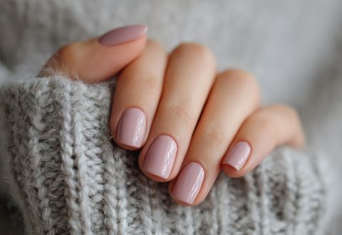 Adiós a las Uñas Quebradizas: 5 Claves para Fortalecerlas Antes de Quitarte los Guantes